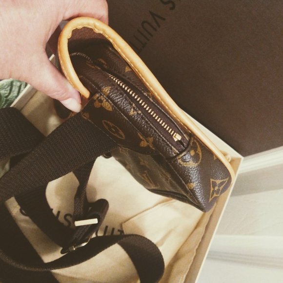 Louis Vuitton Monogram Bosphore Waist Bum Bag - Picture 6 of 14